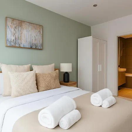 Outstanding & Modern Apartments In The Heart Of Camden Town London Exterior photo